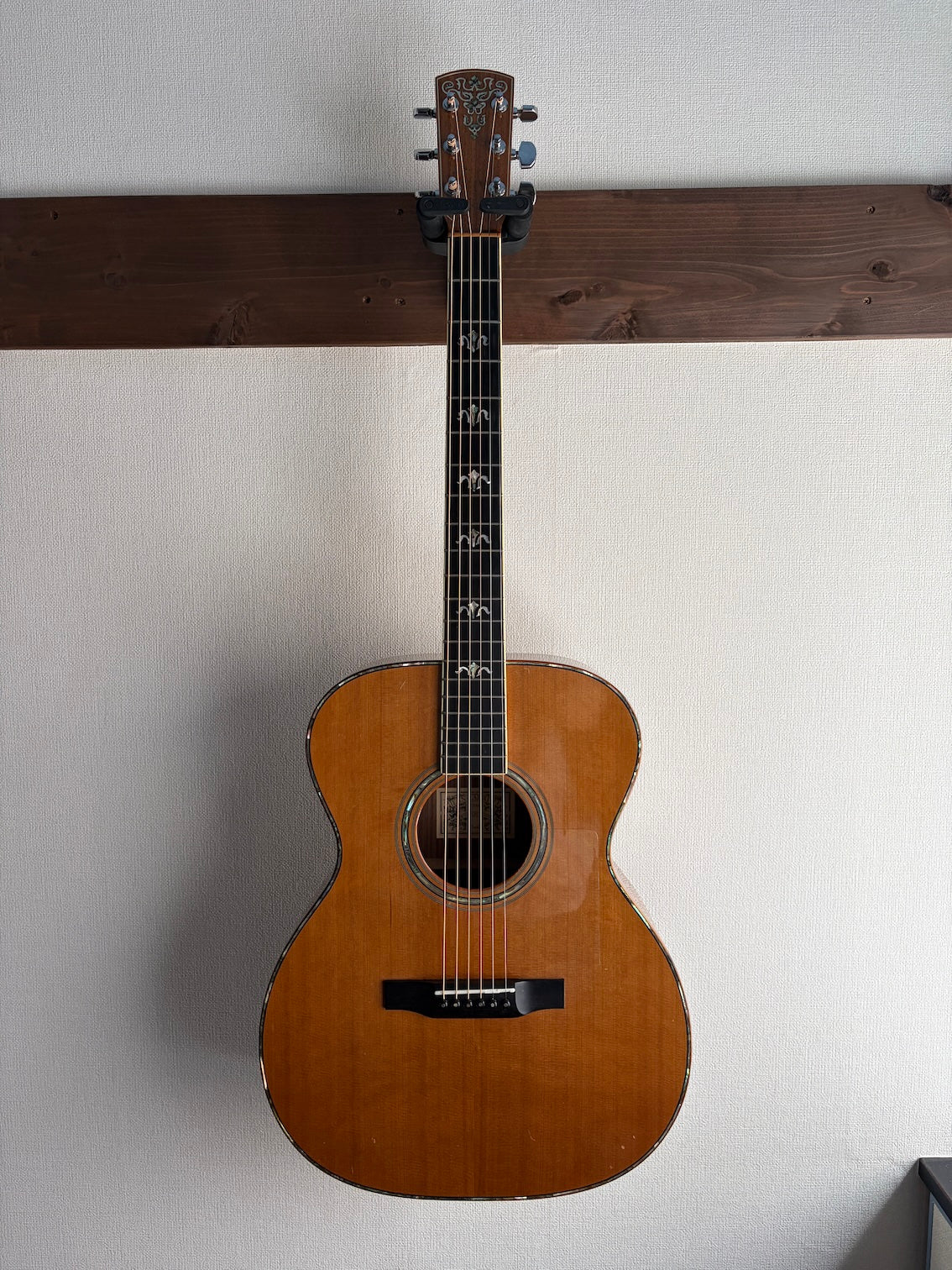 Larrivee OM-10 1994 – auldguitars