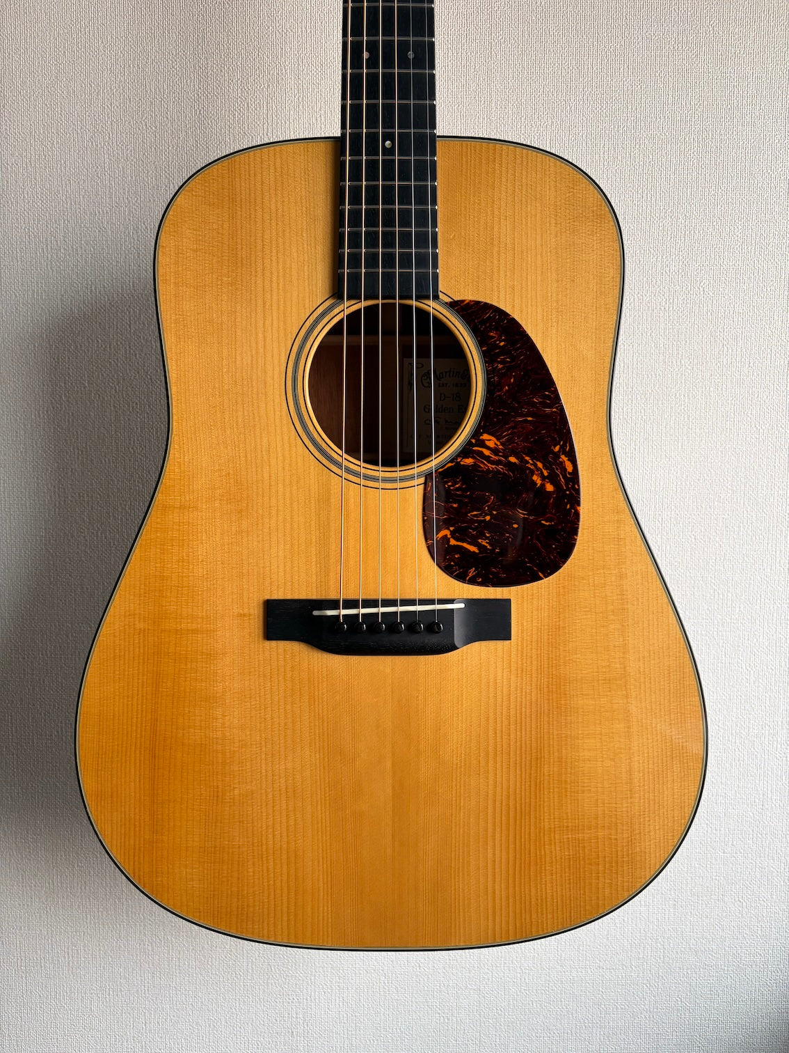 Martin D-18GE 2015