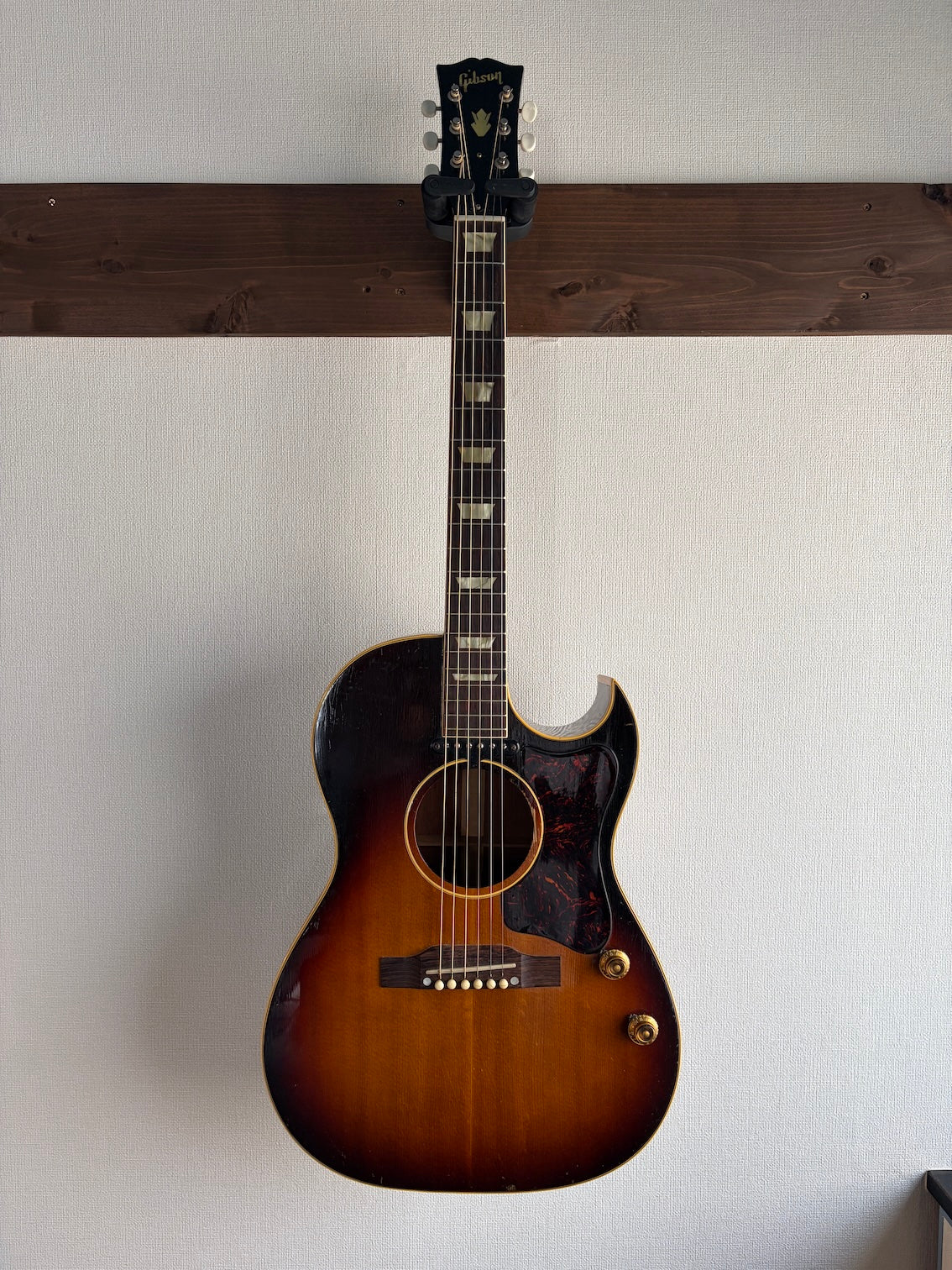 Gibson CF-100e 1957