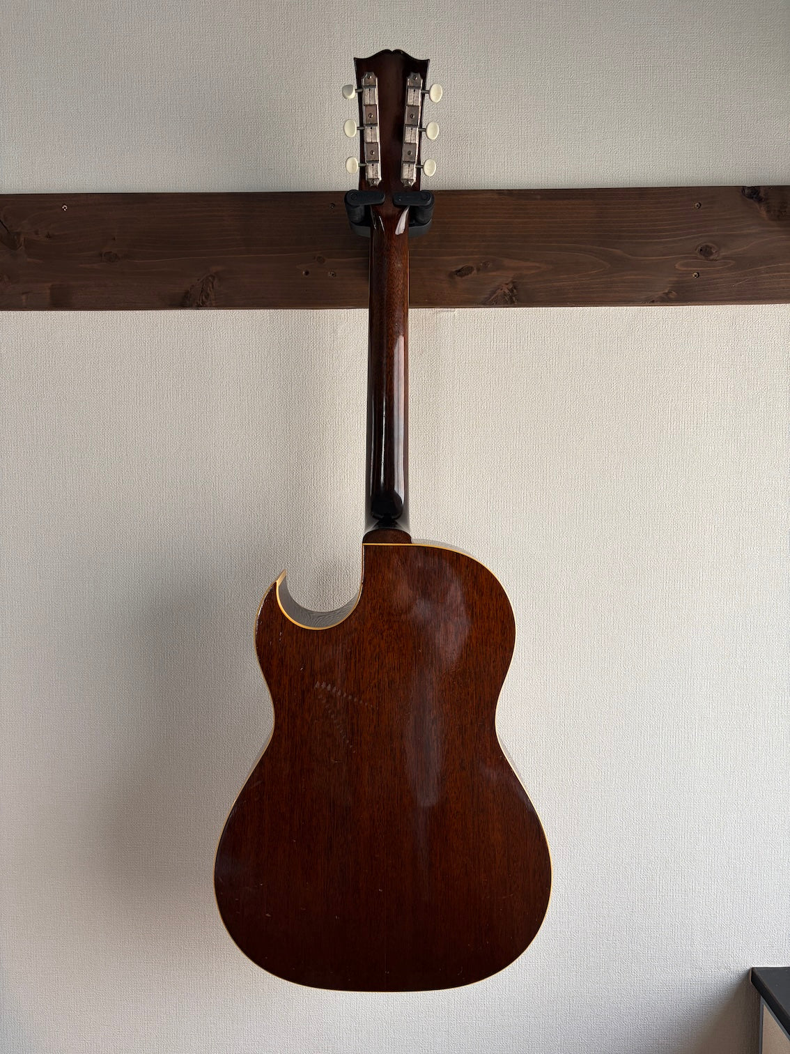 Gibson CF-100e 1957