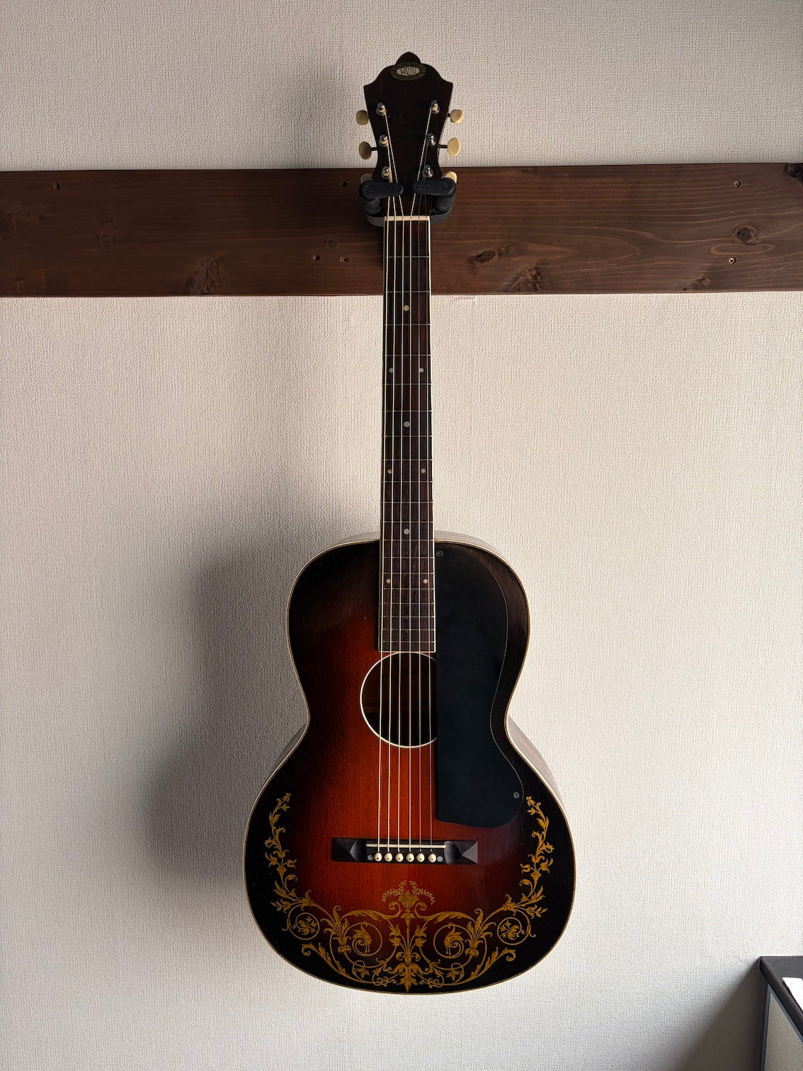 Oafu Hawiian Guitar 1930-40's