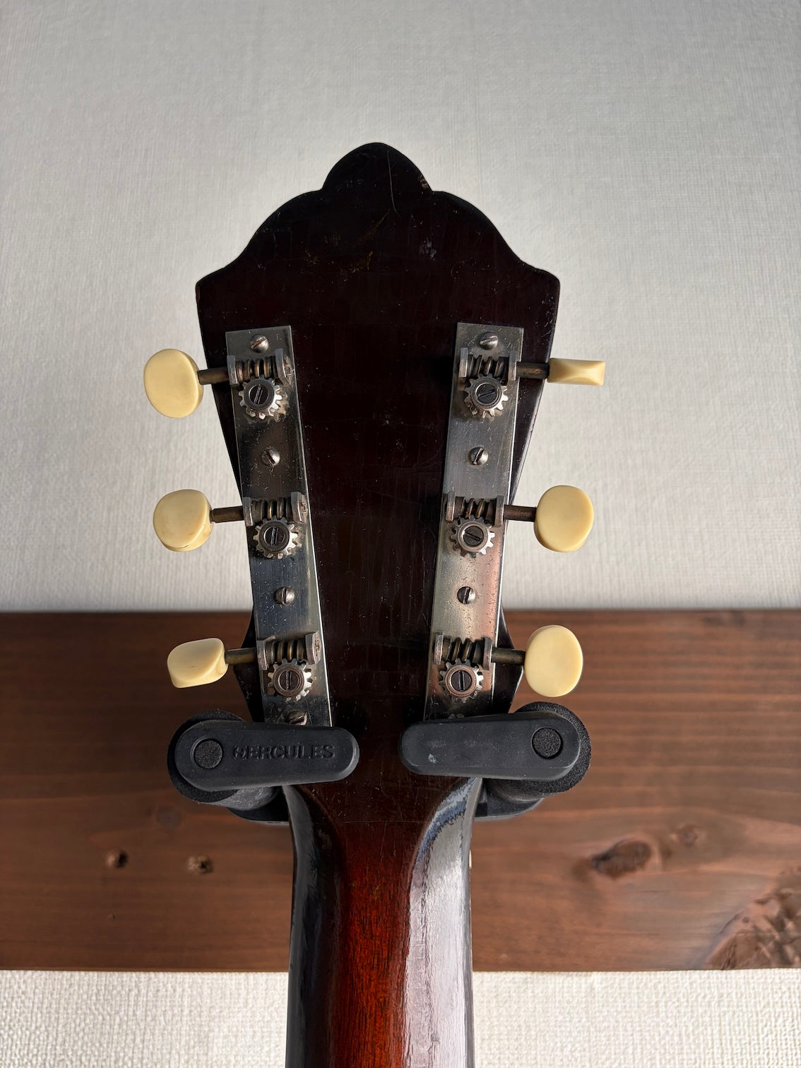 Oafu Hawiian Guitar 1930-40's
