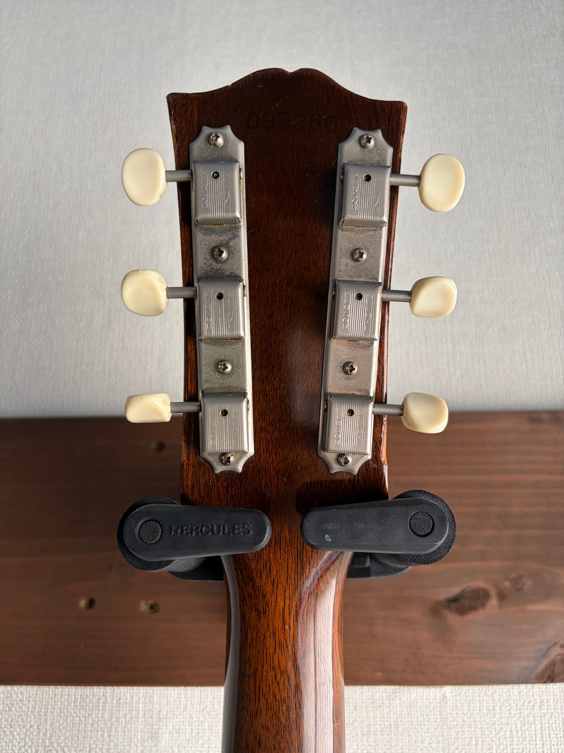 Gibson J-45 1967