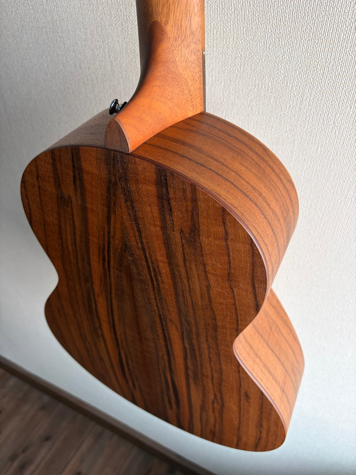 Sheeran by Lowden W04 2022