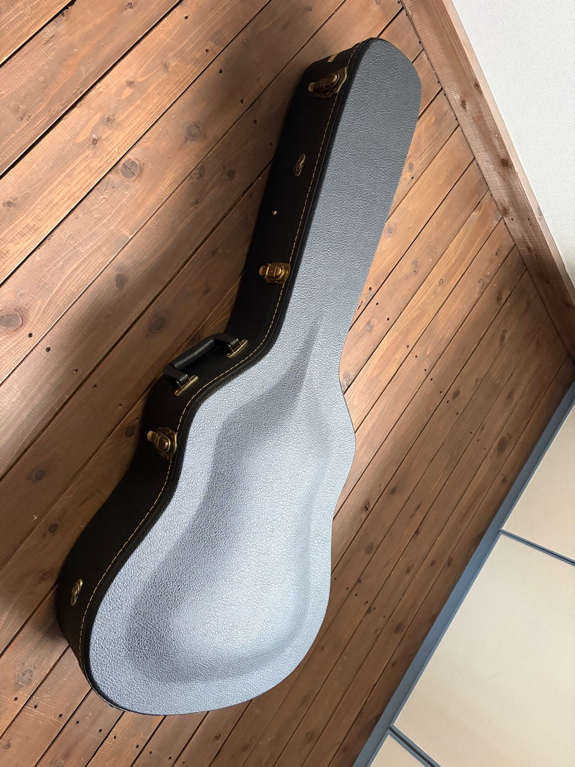 Thompson TM1 2005