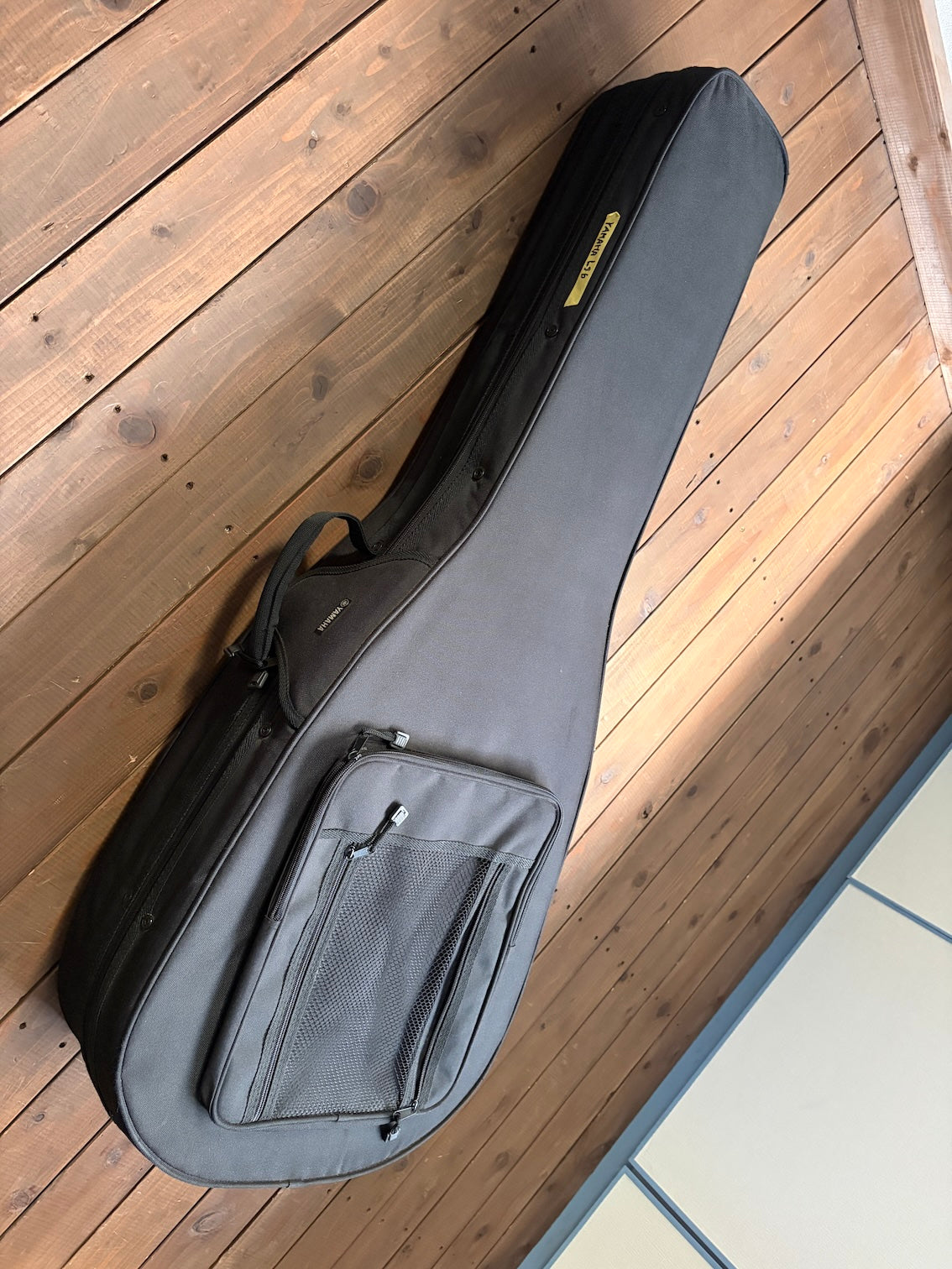 YAMAHA LS-6 2010