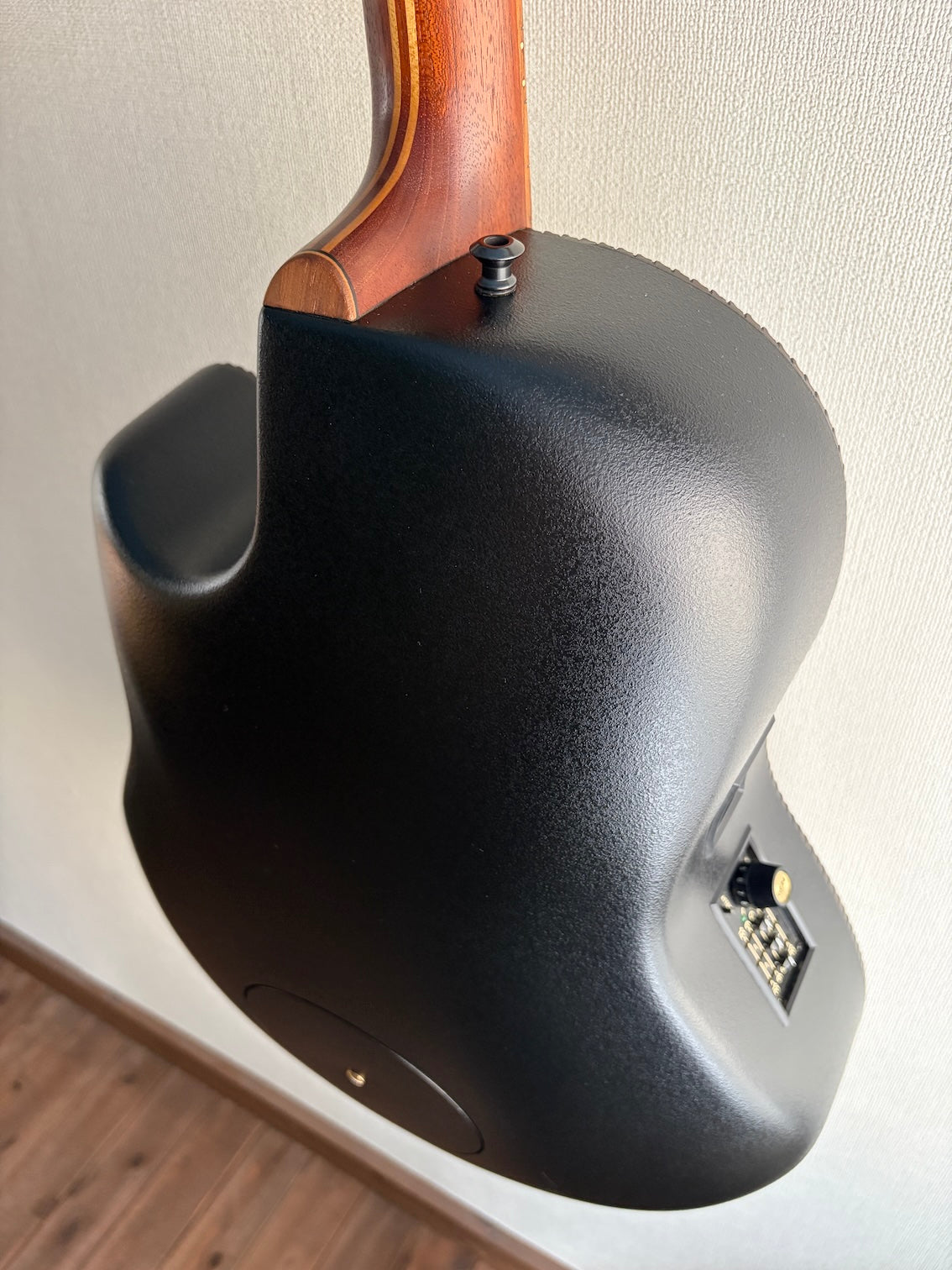Ovation Adamas II 1581-5 1987