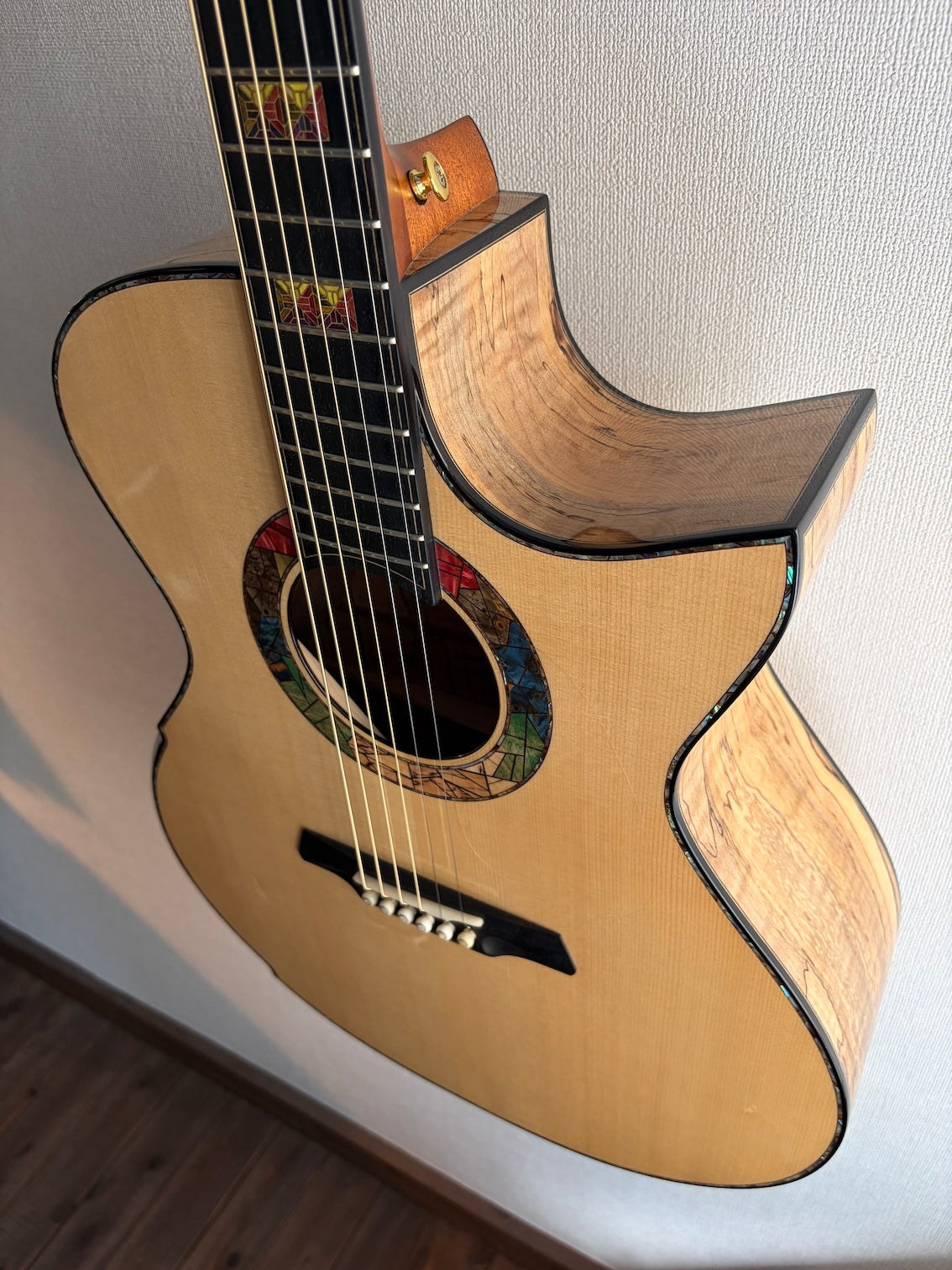 Hozen Blue Label MJ Swiss Moon Spruce /Spalted Maple 2024