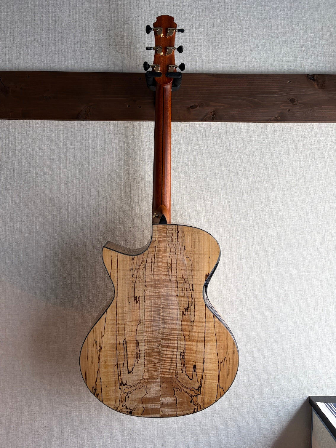 Hozen Blue Label MJ Swiss Moon Spruce /Spalted Maple 2024