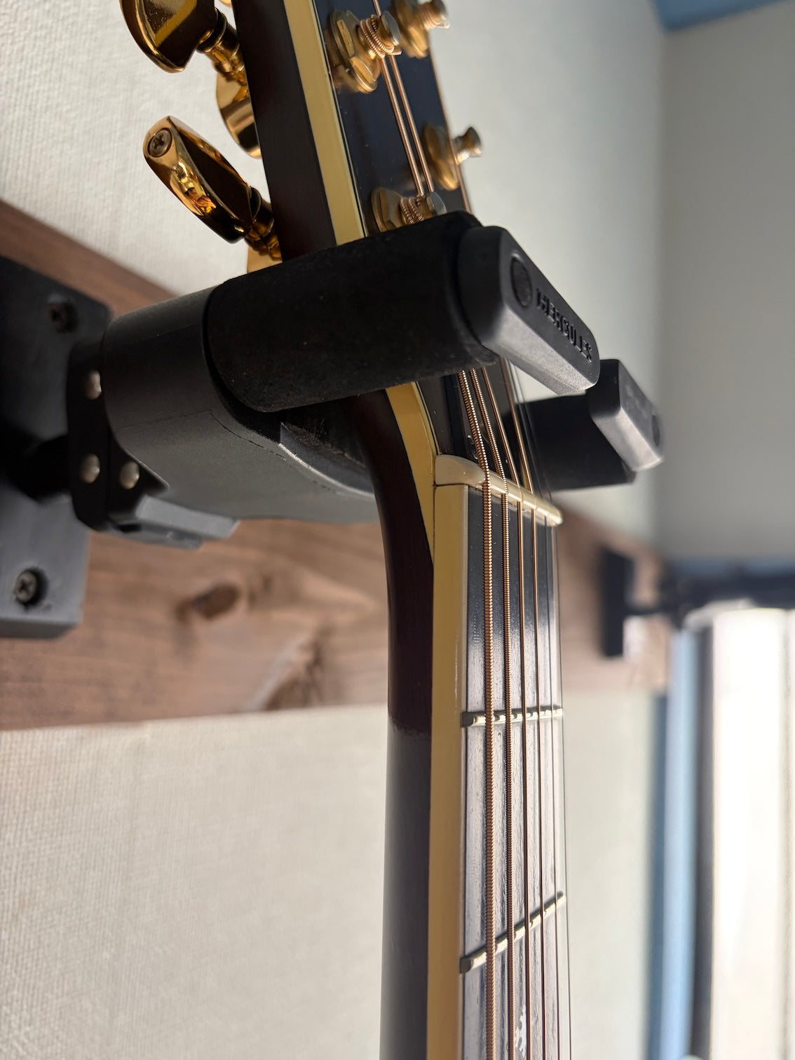 YAMAHA L-10 1982