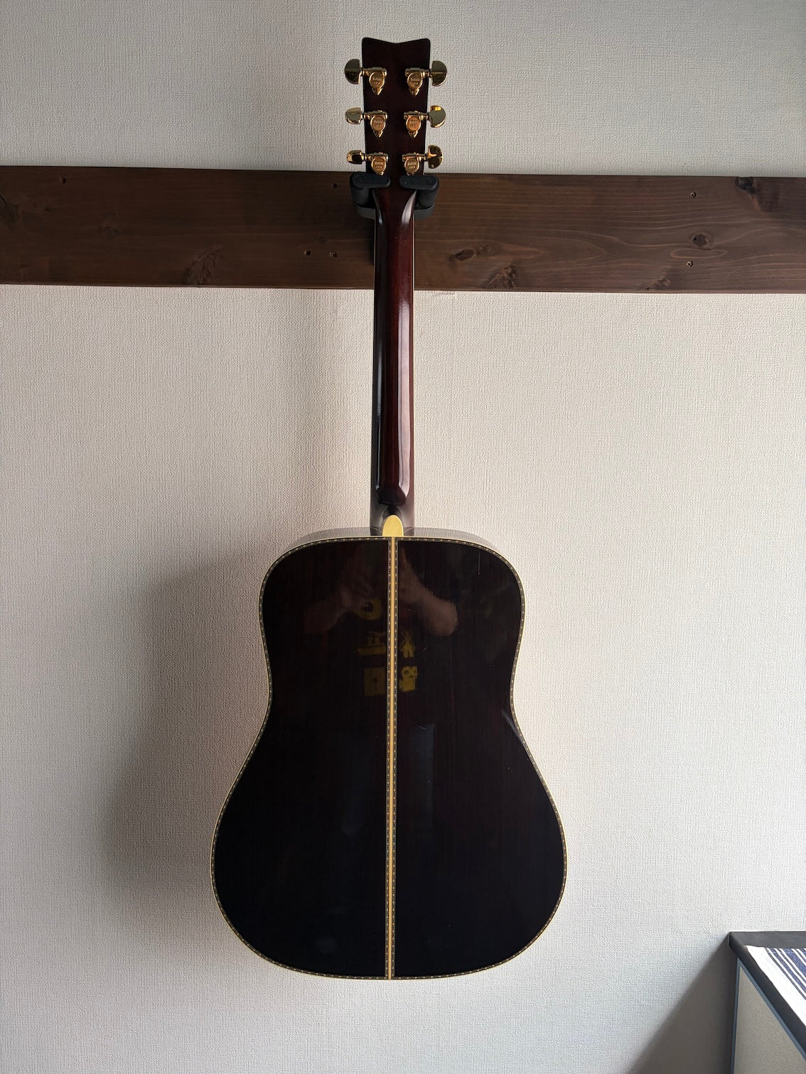 YAMAHA L-10 1982