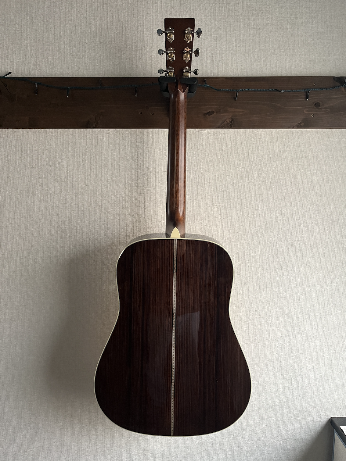 Martin HD28 2023