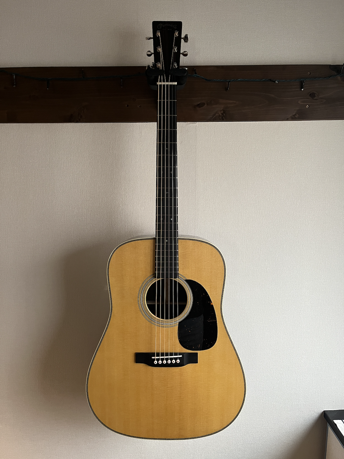 Martin HD28 2023