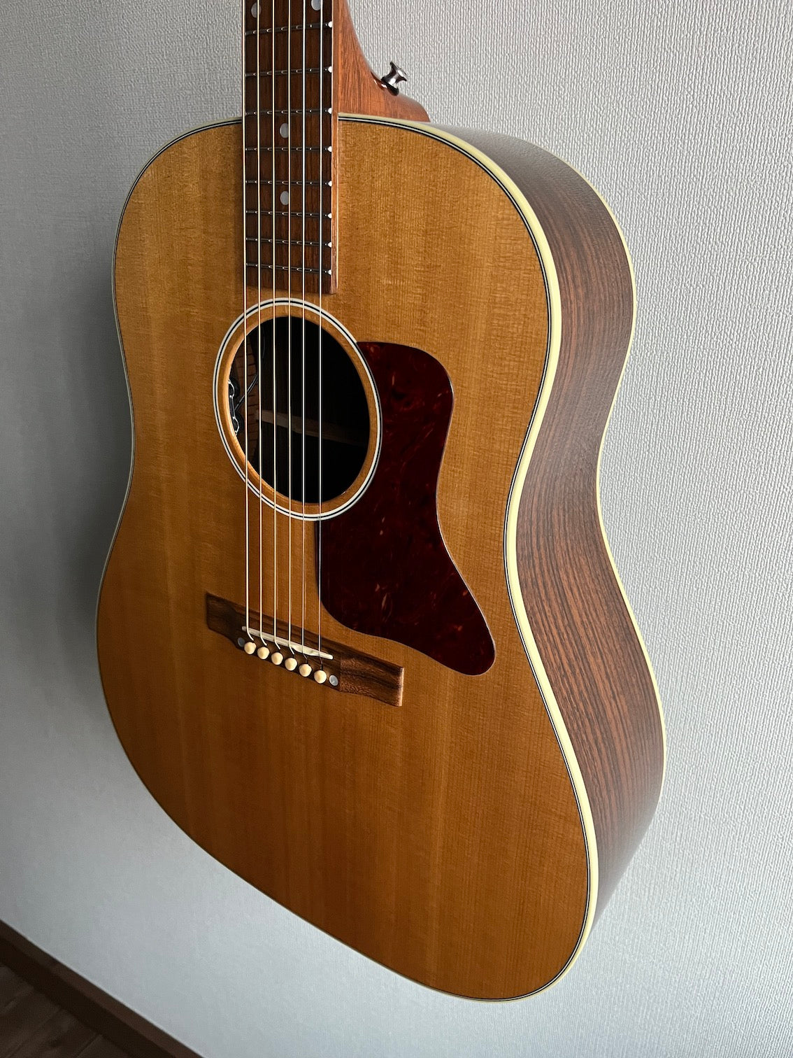 Gibson J29 2015