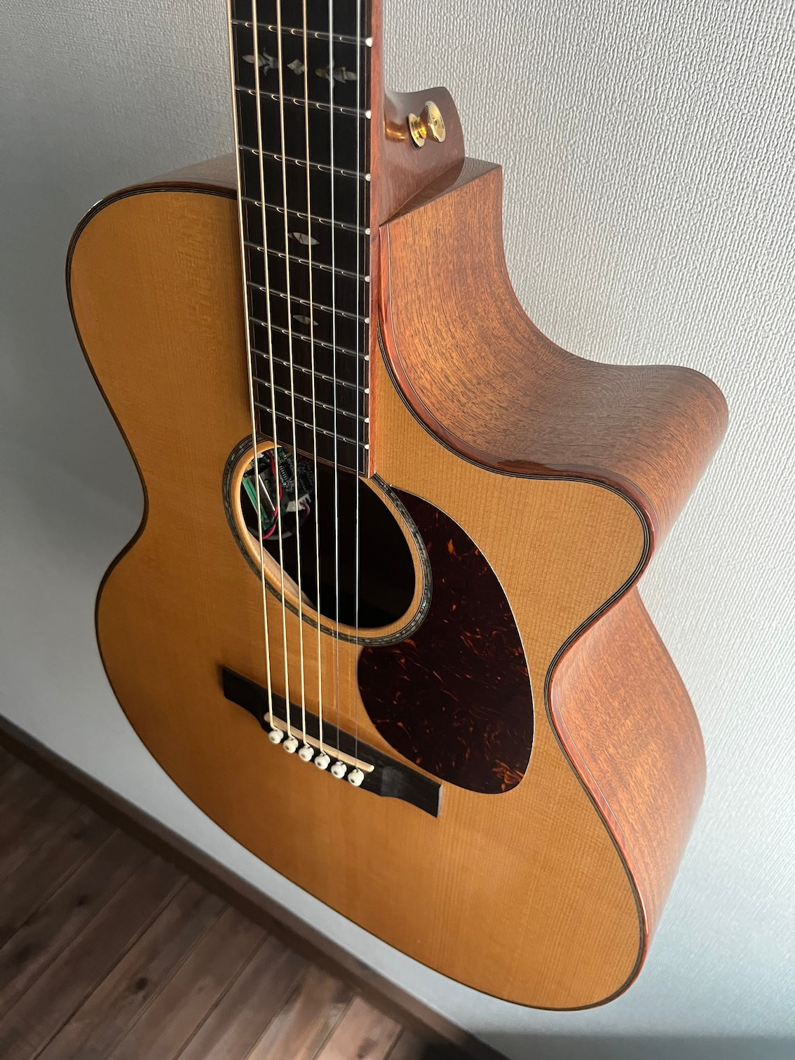 Martin GP Custom Claro Walnut / Englemann Spruce 2012
