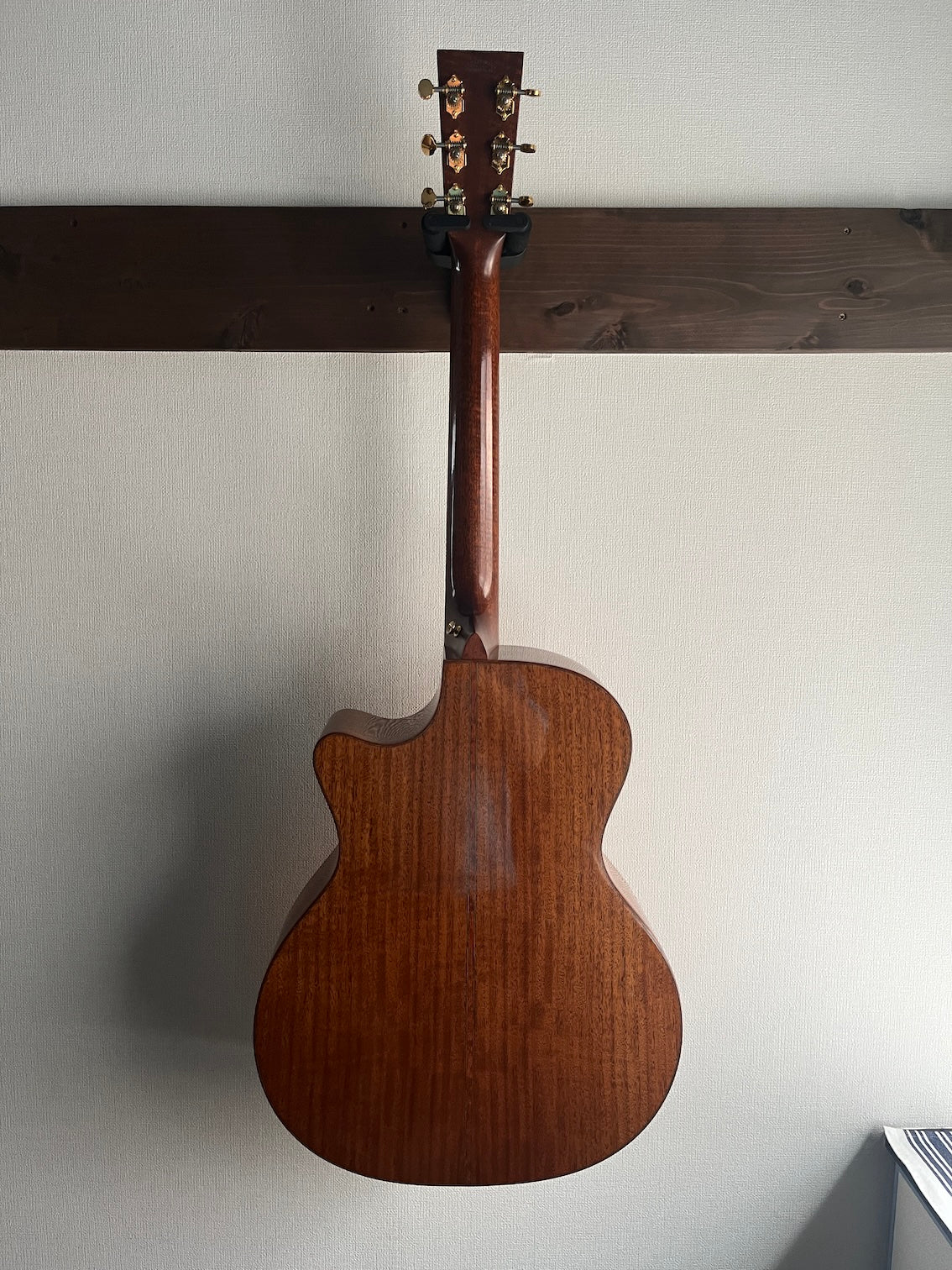 Martin GP Custom Claro Walnut / Englemann Spruce 2012