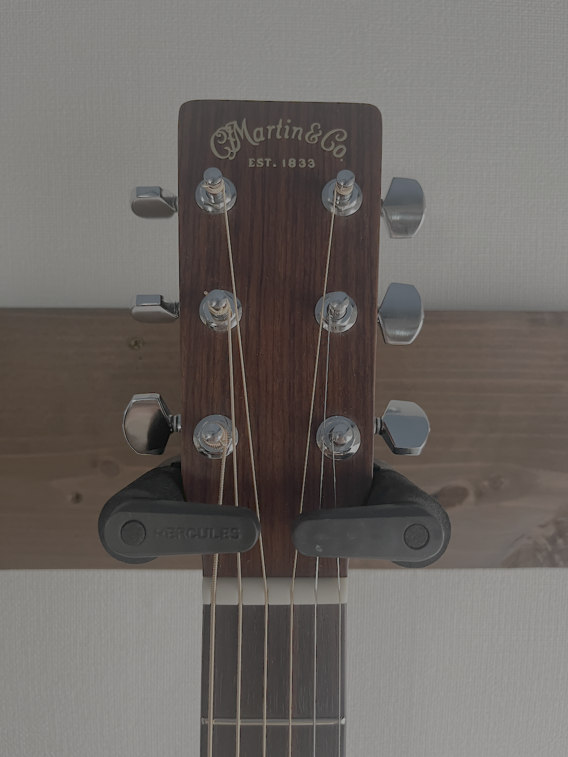 新年激安セール 美品Martin D-18 1999年製 純正ハードケース付 Martin
