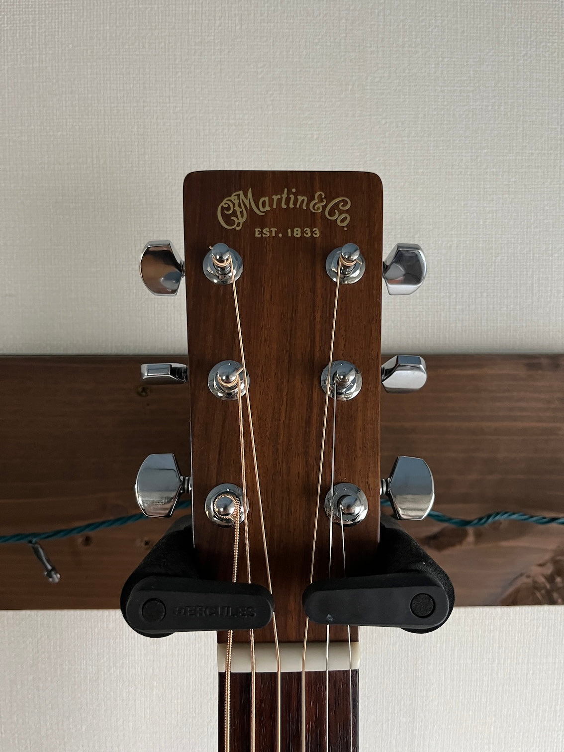 Martin D18 2001 – auldguitars