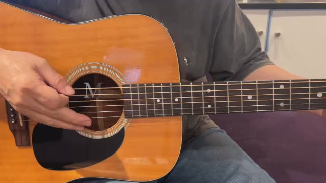 Martin D-18 1999年製（純正ハードケース付属） Martin D-18 1999 – auldguitars