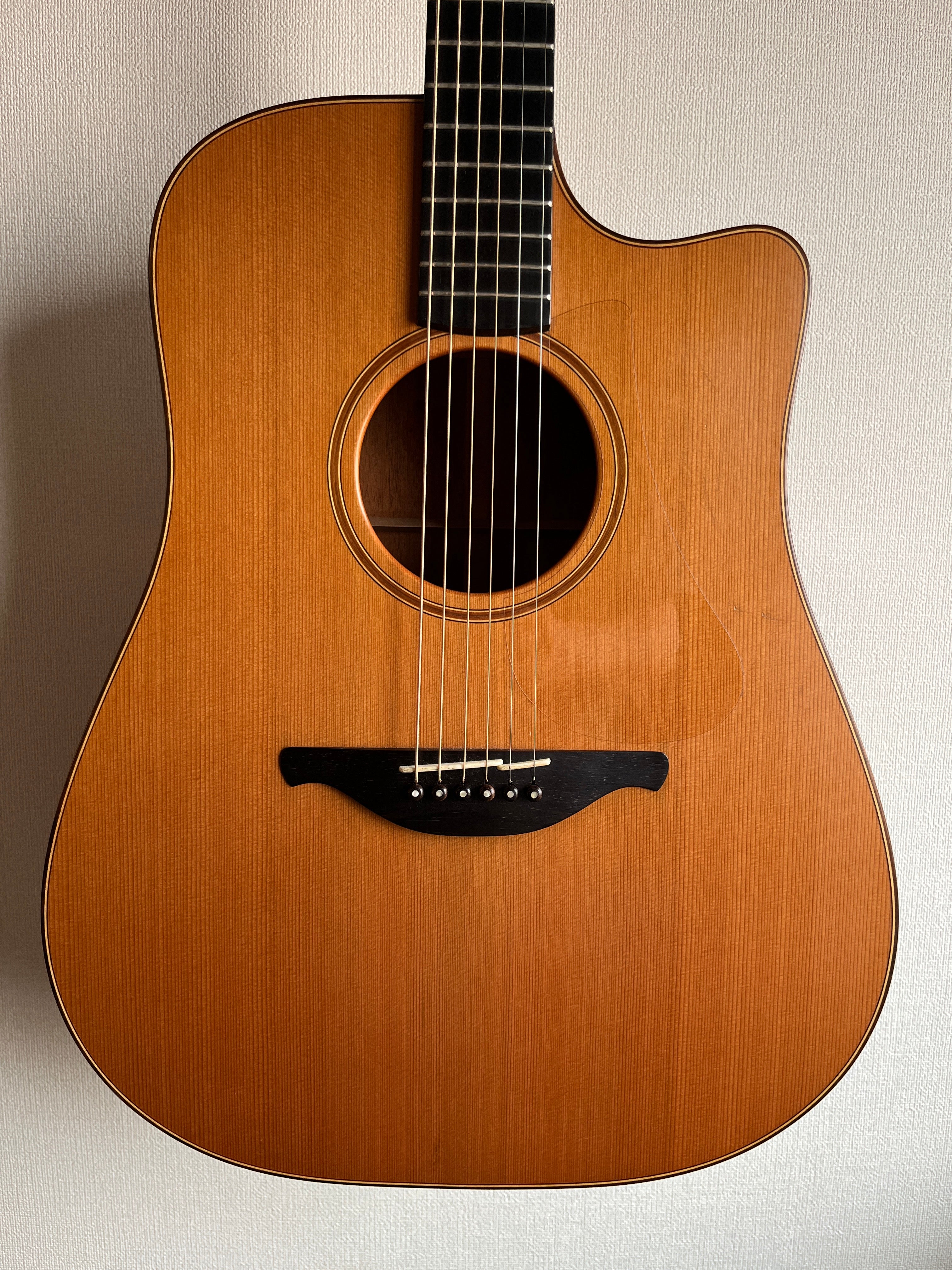 Lowden D-10C 1990 – auldguitars