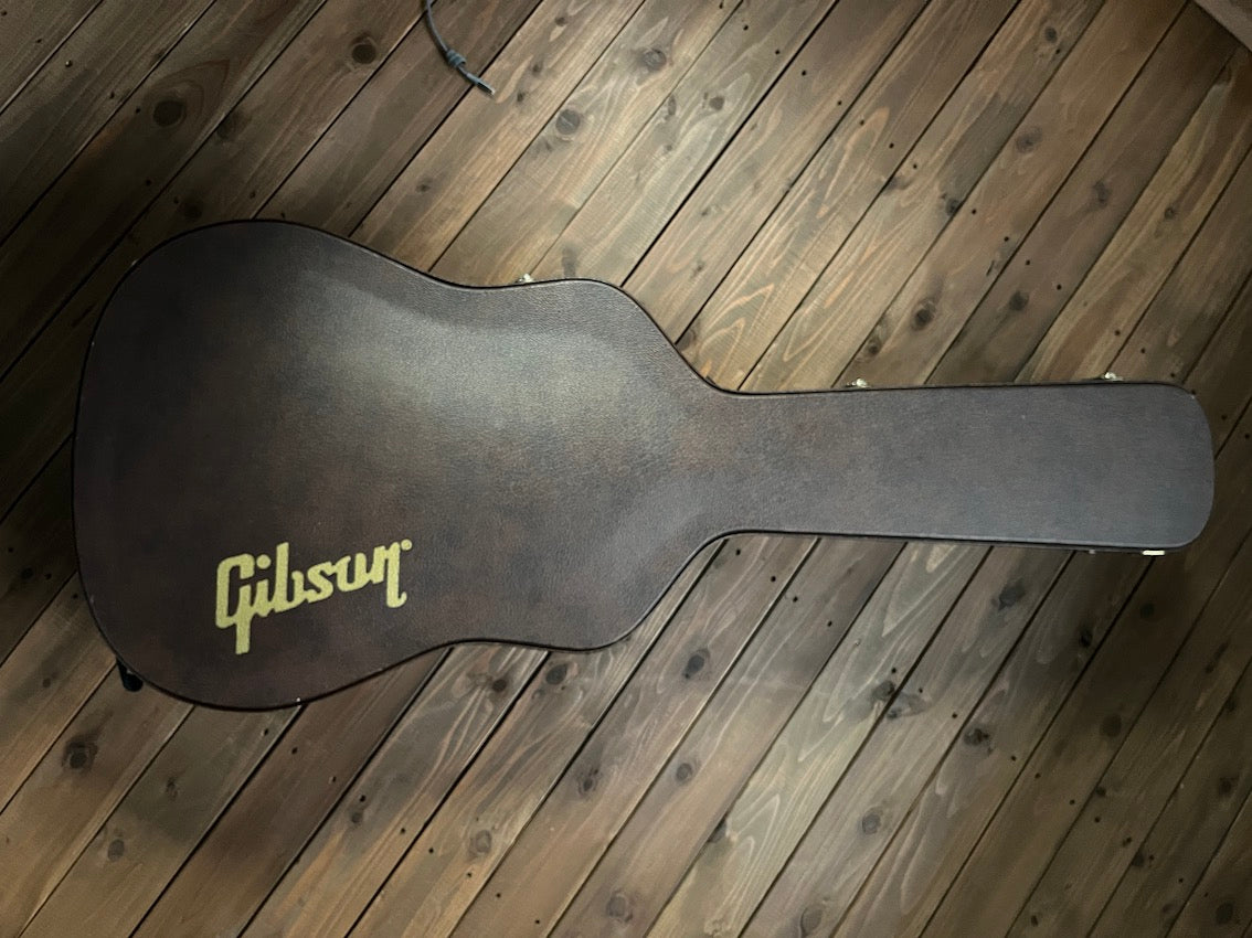 Gibson J45 STD 2019